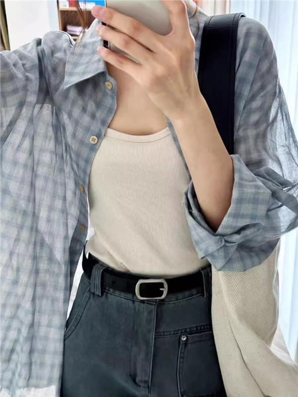 Csa Fena de Verão Estilosa e Leve com Proteção Solar, Csa Midi Xadrez, Sobretudo Solto de Manga Crida com Botões...