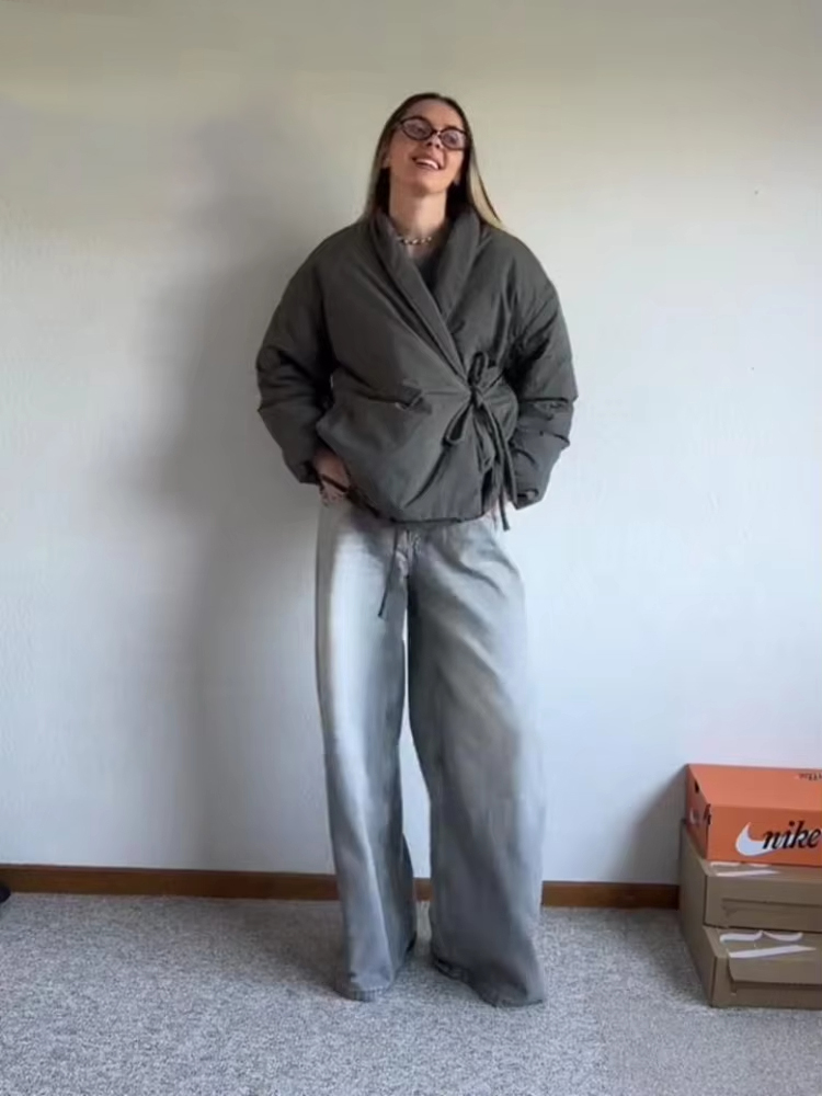 Fashion Lace Up Gewatteerde Katoenen Jas Vrouwen 2025 Winter Casual Losse Parka Jas Vintage Uitloper Vrouwelijke Warme Gewatteerde Outerwears