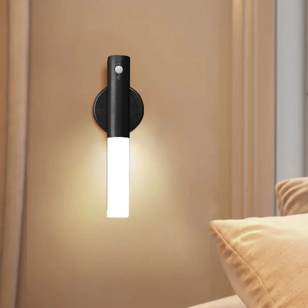 Luz noturna com sensor de movimento, luz de parede magnética, luz LED com carregamento USB, adequada para corredores e escadas, presente de Natal