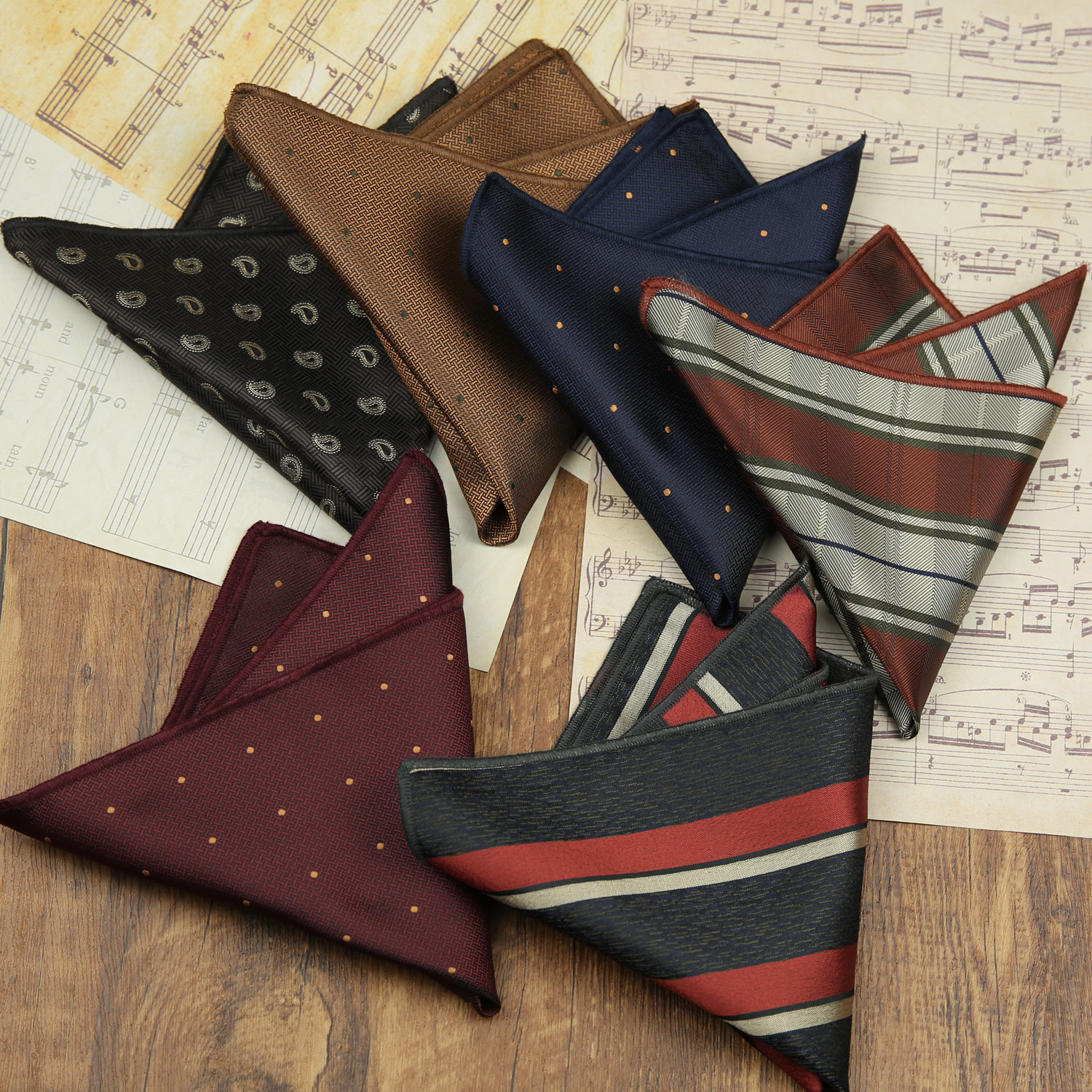 23 cm Nieuwe Klassieke Gestreepte Pochet Mannen Formele Pak Accessoires Polyester Groene Stippen Zakdoek Bruiloft Mode Hanky Gift