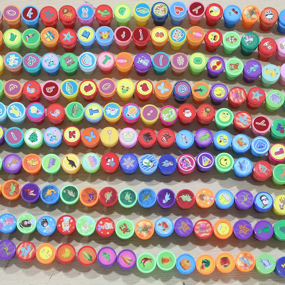 10 stücke Verschiedene Briefmarken Kinder Selbst-tinte Briefmarken Kinder Spielzeug Briefmarken Smiley Gesicht Dichtung Scrapbooking DIY Malerei Fotoalbum Dekor