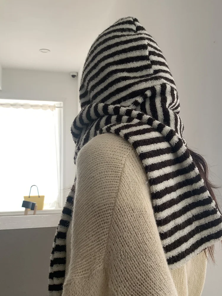 Warm Stripe Hat Scarf Inteated Ne Warmer Women's Bicycle Riding Winter Faion Korean Sle Windproof Scarf Hat Combo