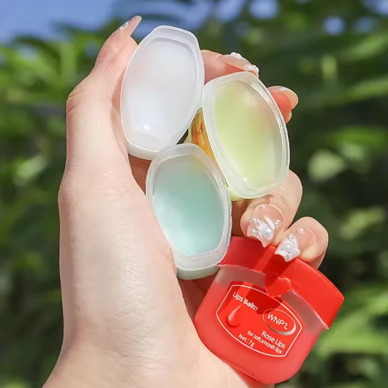 4/6/8 pezzi Set di balsamo per labbra serie frutta Set idratante rinfrescante non appiccicoso maschera per labbra anti-screpolature vaselina per trucco labbra