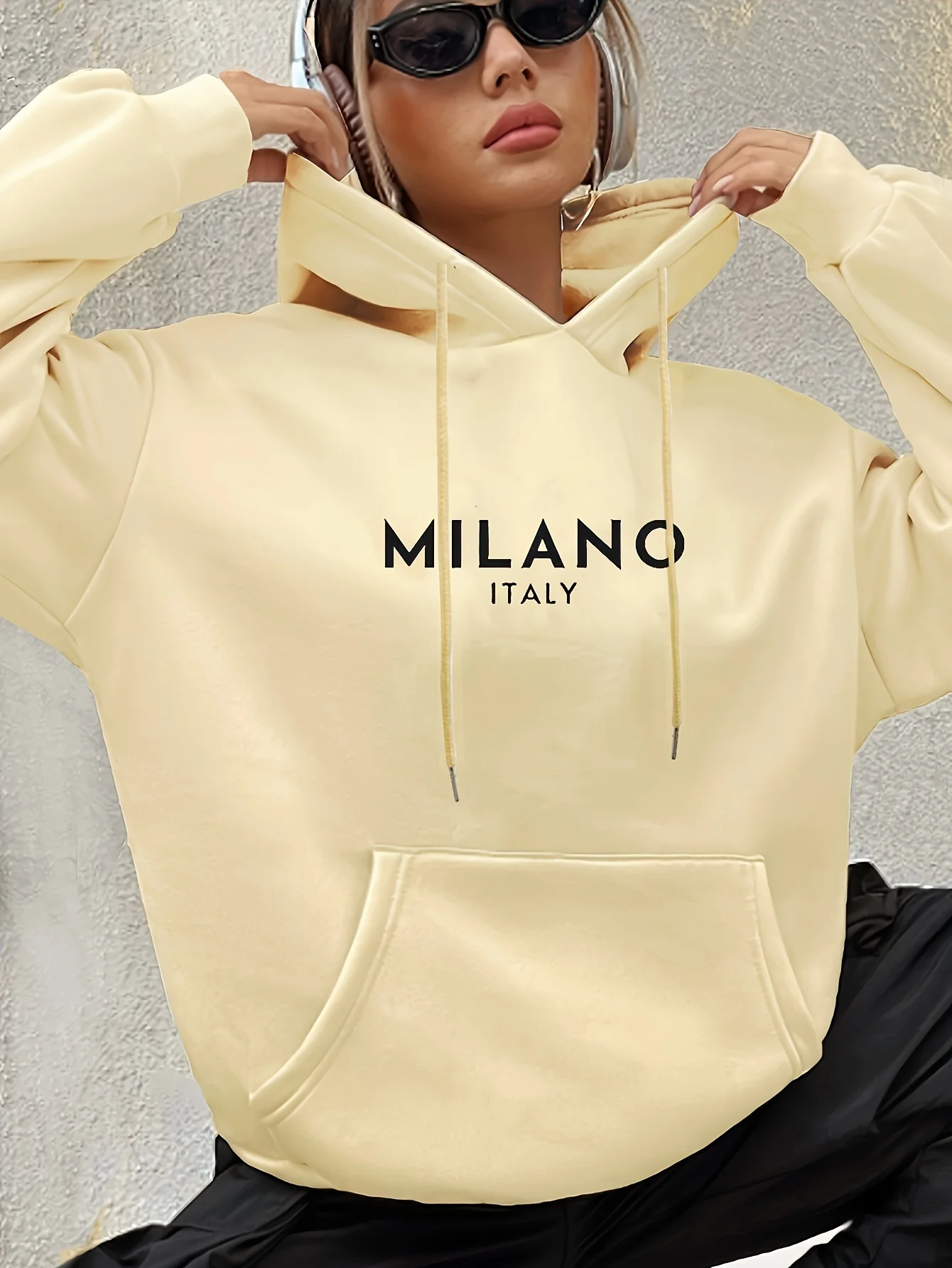 Milano Italia Sudadera con capucha de poliéster para mujer 100% tejido de punto Estampado del alfabeto Sudadera casual de manga larga con bolsillo
