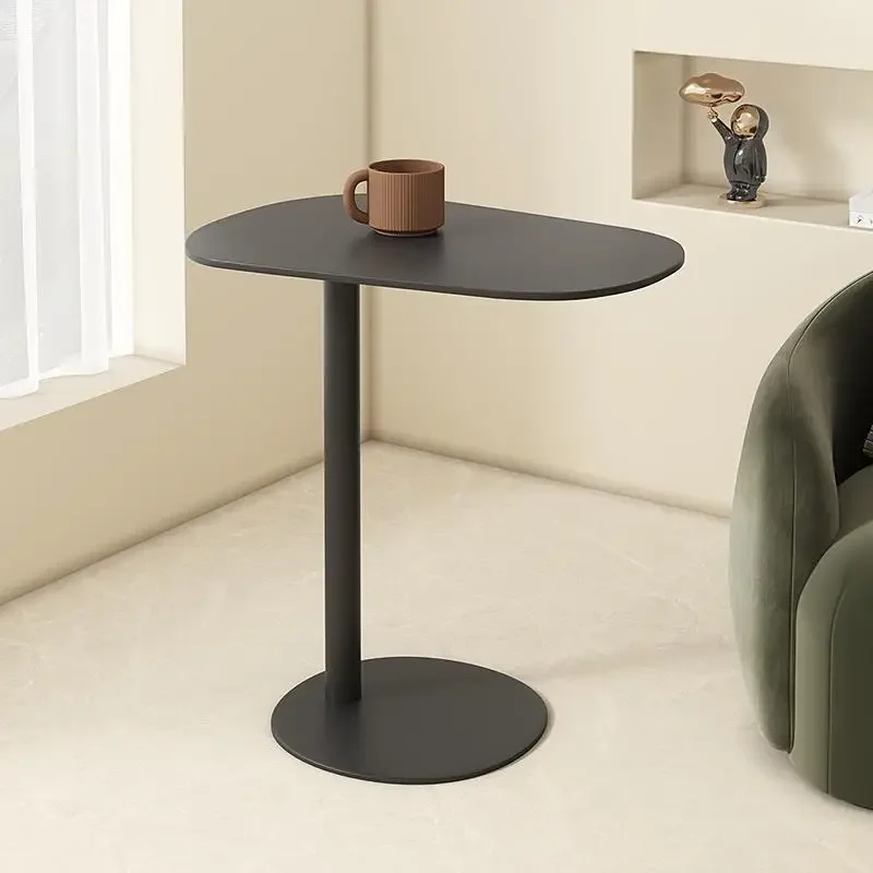 Mesa de centro estilo silencioso sofá pequeno apartamento mesa lateral móvel moderno simples mesa de ferro