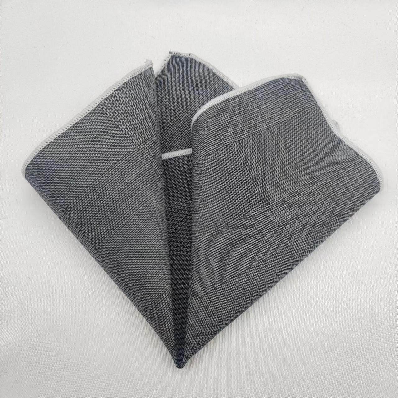 23 ซม.สีเทาขนสัตว์พ็อกเก็ตสแควร์สําหรับชาย Vintage ลายสก๊อตลายผ้าเช็ดหน้านุ่ม Skinny Hanky จัดเลี้ยง Cravat ชุดอุปกรณ์เสริม