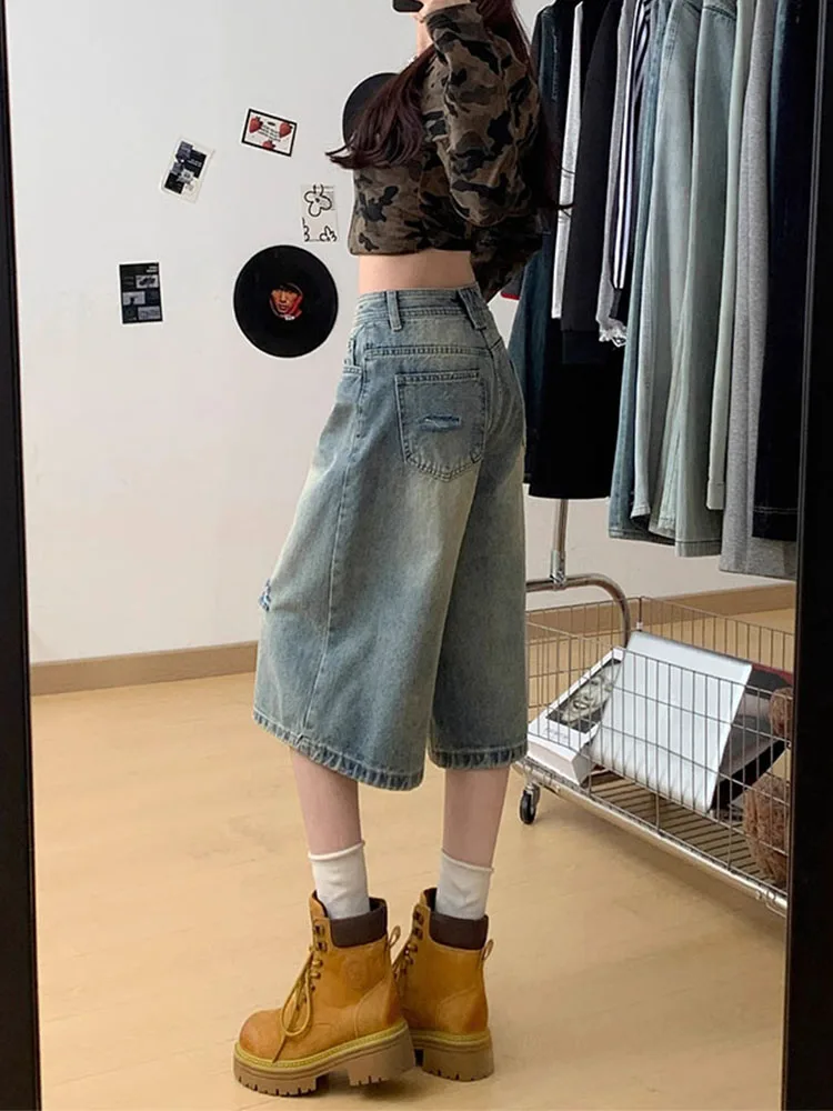 orts de Denim Rasgado de Cintura Alta com gem Clara para Mulheres, Novo Verão, Tamanho Pequ, Código ande, Calças L...