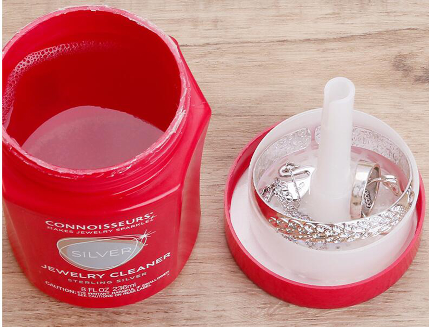 Connoisseurs น้ํายาทําความสะอาดเครื่องประดับ Siliver/Gold Lustering Liquid Cleaning Silver/Gold