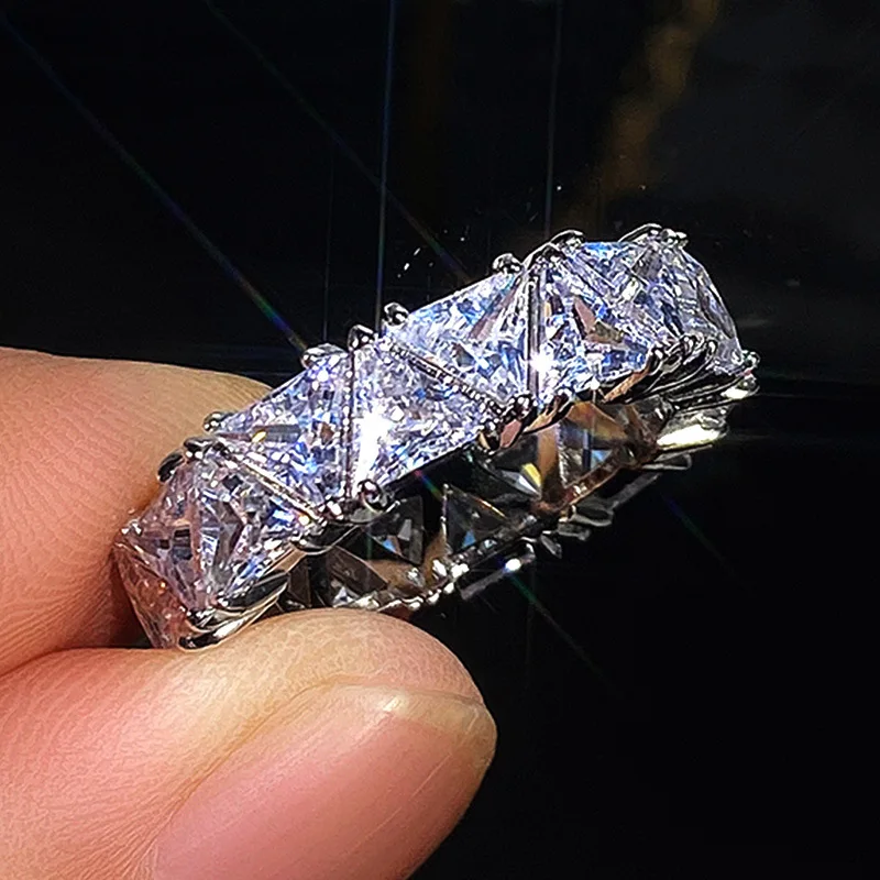 Lujoso anillo de plata de ley 925, anillo de circón Triangular con cristal de circón Aaa, regalo de joyería de compromiso para mujer