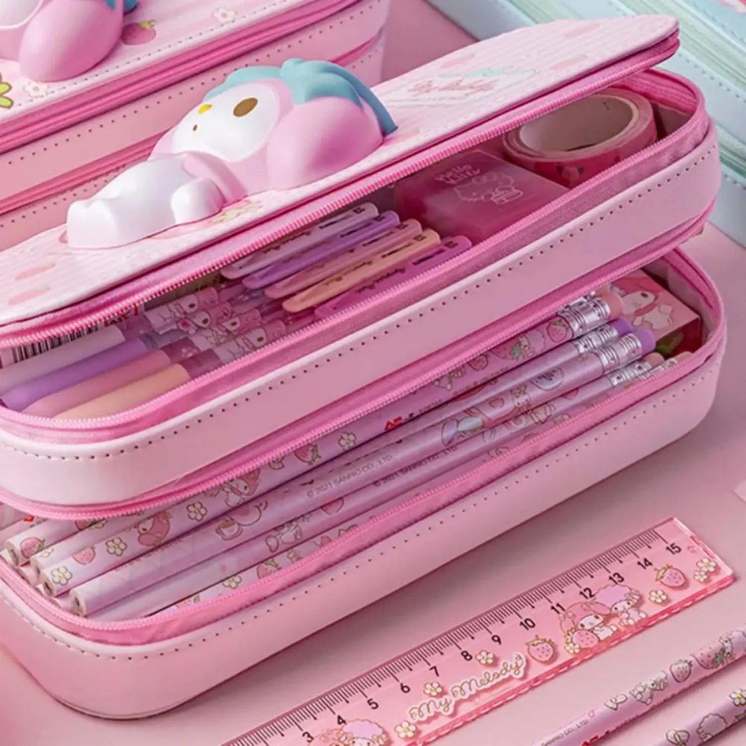 3D Decompression Sanrio Series ดินสอน่ารักขนาดใหญ่ความจุ Double Layer Multifuntion ความเครียดบรรเทาสําหรับของขวัญเด็ก
