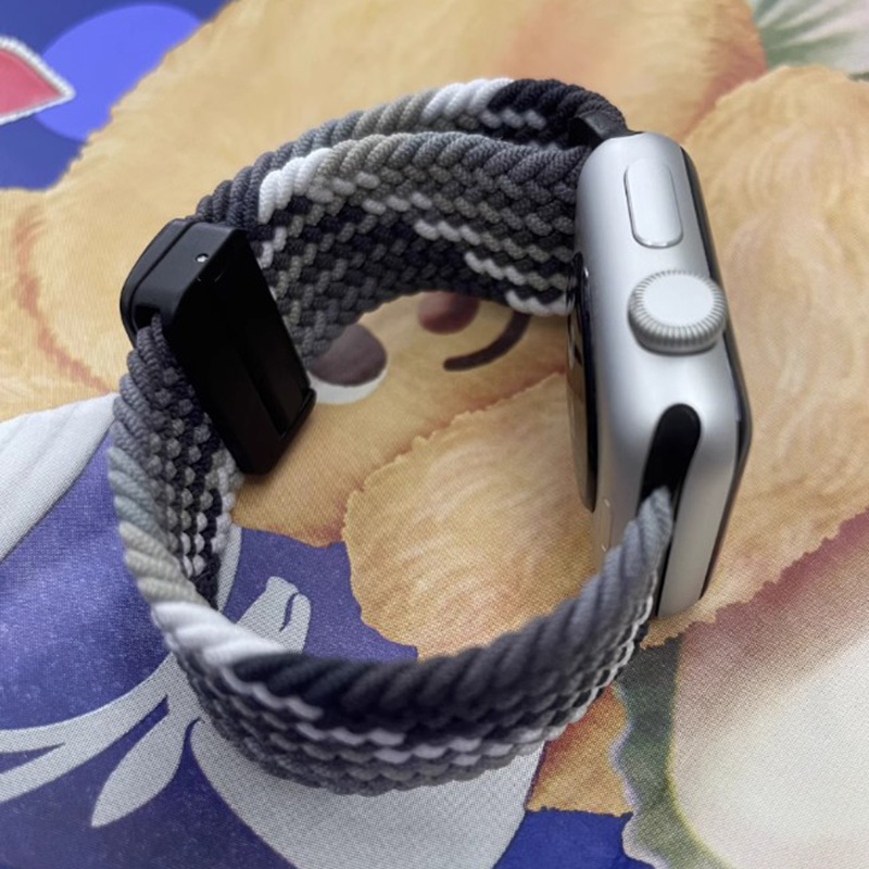 Cinturino intrecciato per cinturino Apple Watch 44mm 40mm 45mm 49mm 41mm 38 cinturino con fibbia serie iWatch se 7 6 8 9 10 cinturino magnetico Ultra2