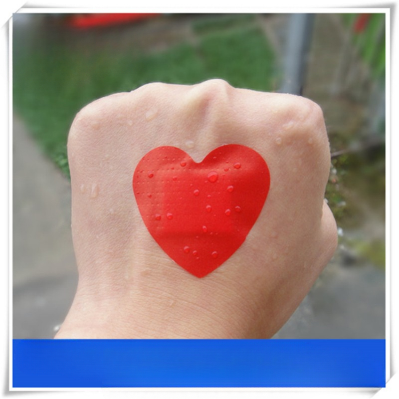 10pcs หัวใจสีแดง Band Aid Skin Patch สําหรับคอ Hickey Love Bite ครอบคลุมสาวแผลพลาสเตอร์ Breathable Medical Strips ผ้าพันแผล