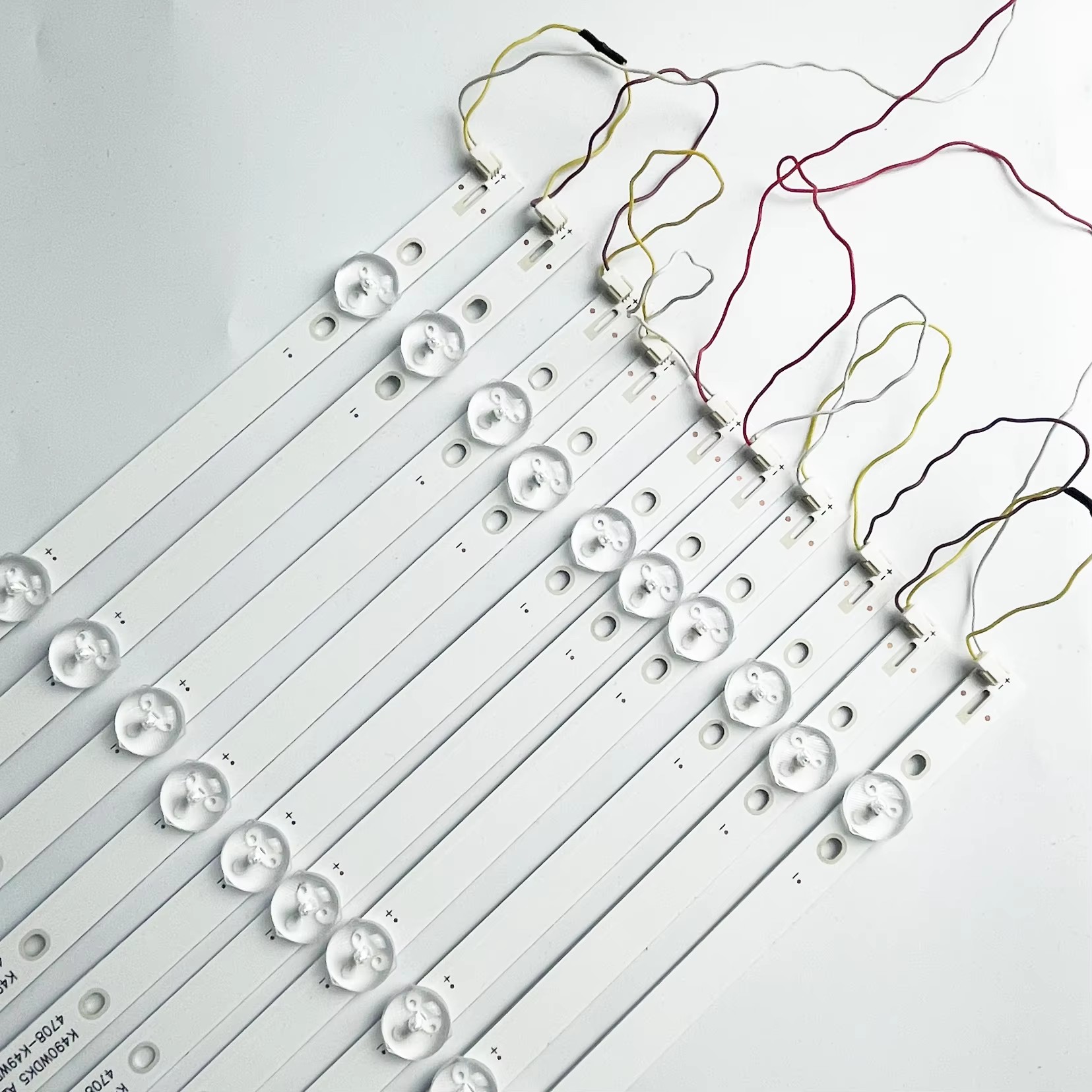 10 Stück 495 mm LED-Hintergrundbeleuchtungsstreifen 5 Lampen Linsen-Kit Board Fliter für 42 43 46 47 48 Zoll LCD-TV 12 V Eingang Update CCFL-Werbetafel