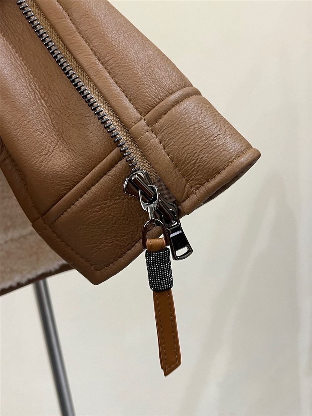 女性のための本革の毛皮のベストコート,bcラペルジッパー,暖かいラムファー,ノースリーブのアウター,新しい秋冬,2022