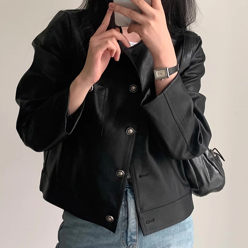 シックな初秋レトロスタイリッシュなシングルボタンルーズカジュアルPUレザージャケット長袖ショートアウターレディースファッション