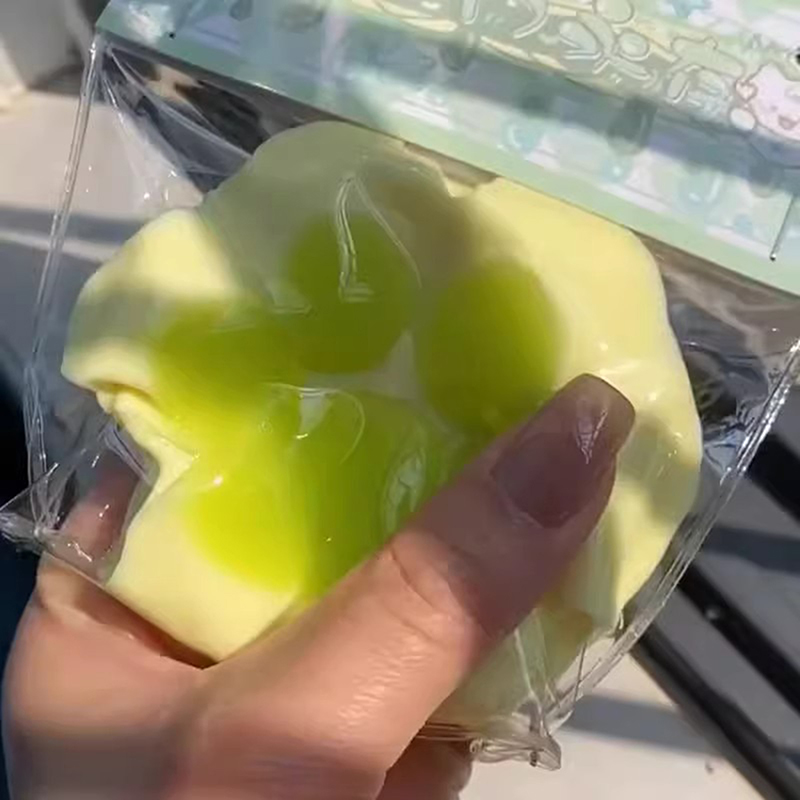Juguete de silicona con textura suave y pegajosa para niños, juguete de descompresión con patas de gato de uva verde, rebote lento, Reduce el estrés, regalo