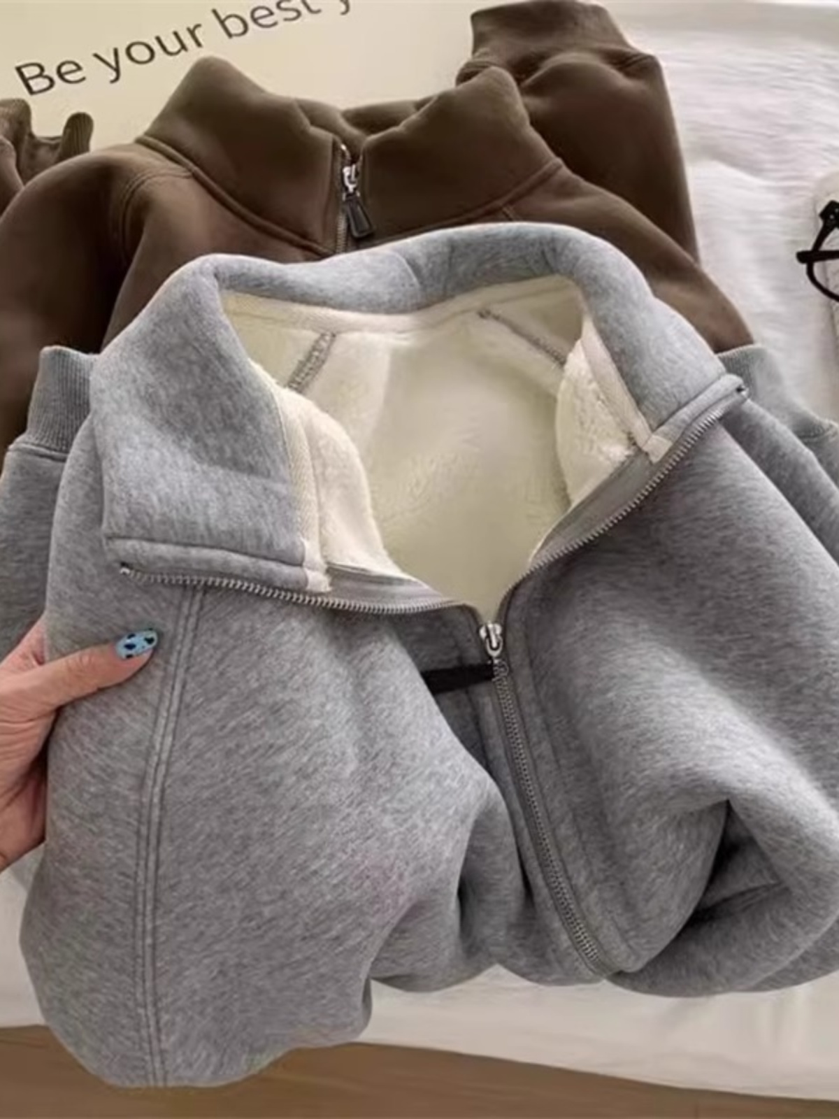 Plus Size Lamb Fleece Thickened Stand Collar Sweatshirt Women's Autumn Winter Casual Zipper Coat Warm Comfortable Korean Sle ...