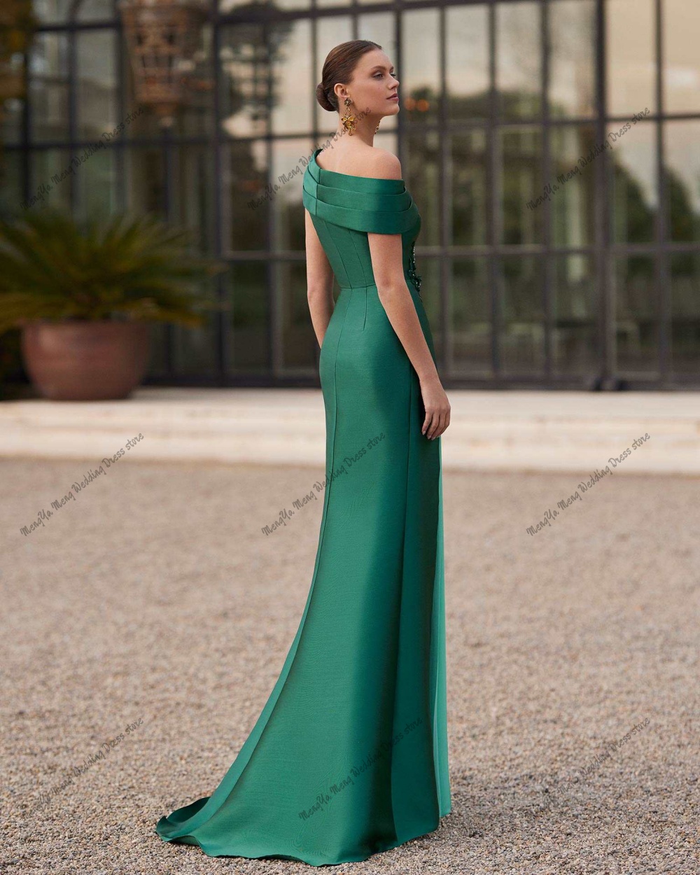 Elegantes grünes One-Shoulder-Braut-Mutterkleid mit Spitzenapplikation und Schlitz, Abendkleider, Falten, Braut-Mutterkleider, maßgeschneidert, 2025