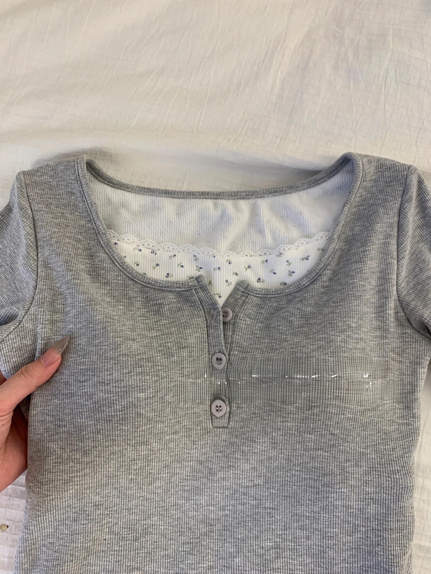 レトロ花柄パッチワーク長袖 Tシャツ女性の春の純粋な欲望カジュアル怠惰なインナーウェアベースシャツトップアンサンブル