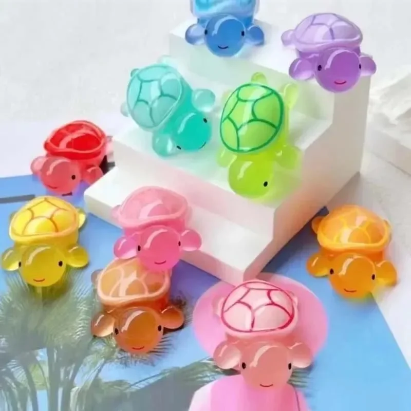 50 pçs bonito mini ornamentos de tartaruga luminosa brilhando no escuro miniaturas tartaruga micro paisagem crianças brinquedos decoração para casa presente