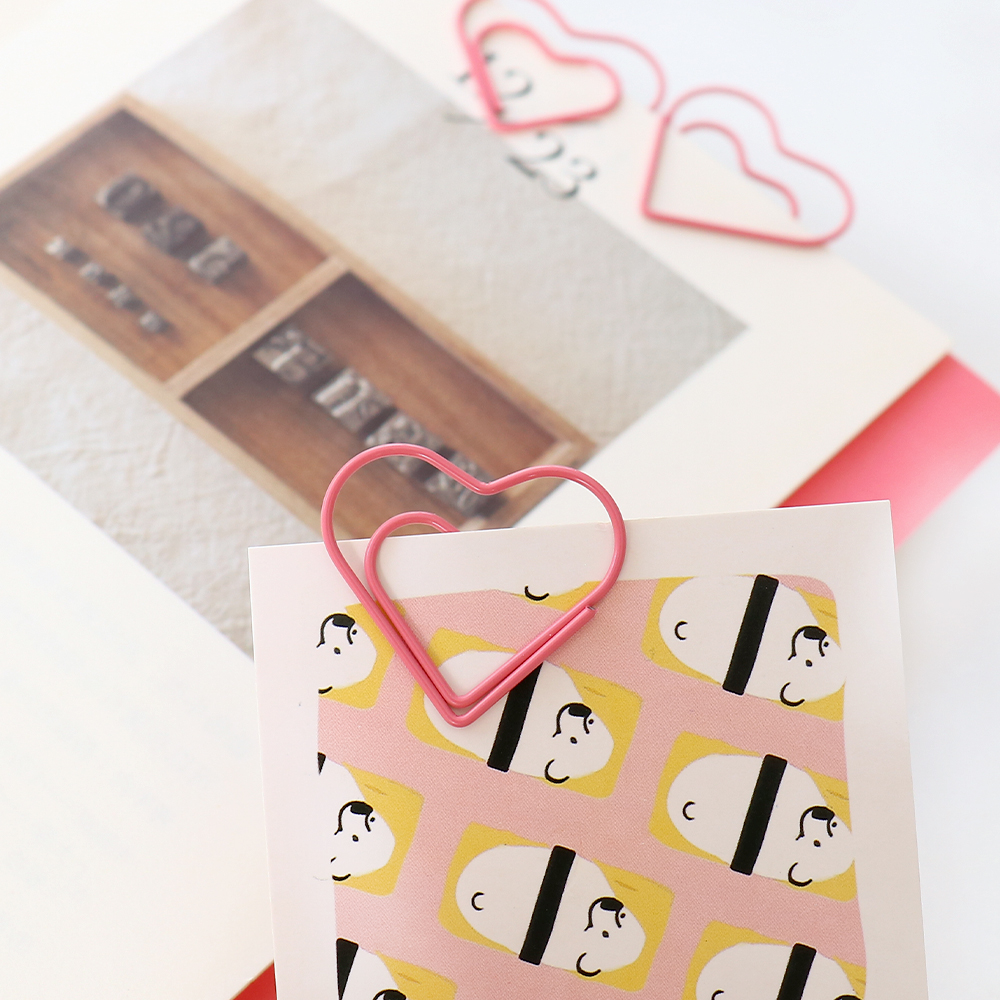 30 teile/satz Metall Büroklammern Herz Binder Clip Lesezeichen Buch BindingNote Decor Schreibwaren Schule Büro Bindung Liefert