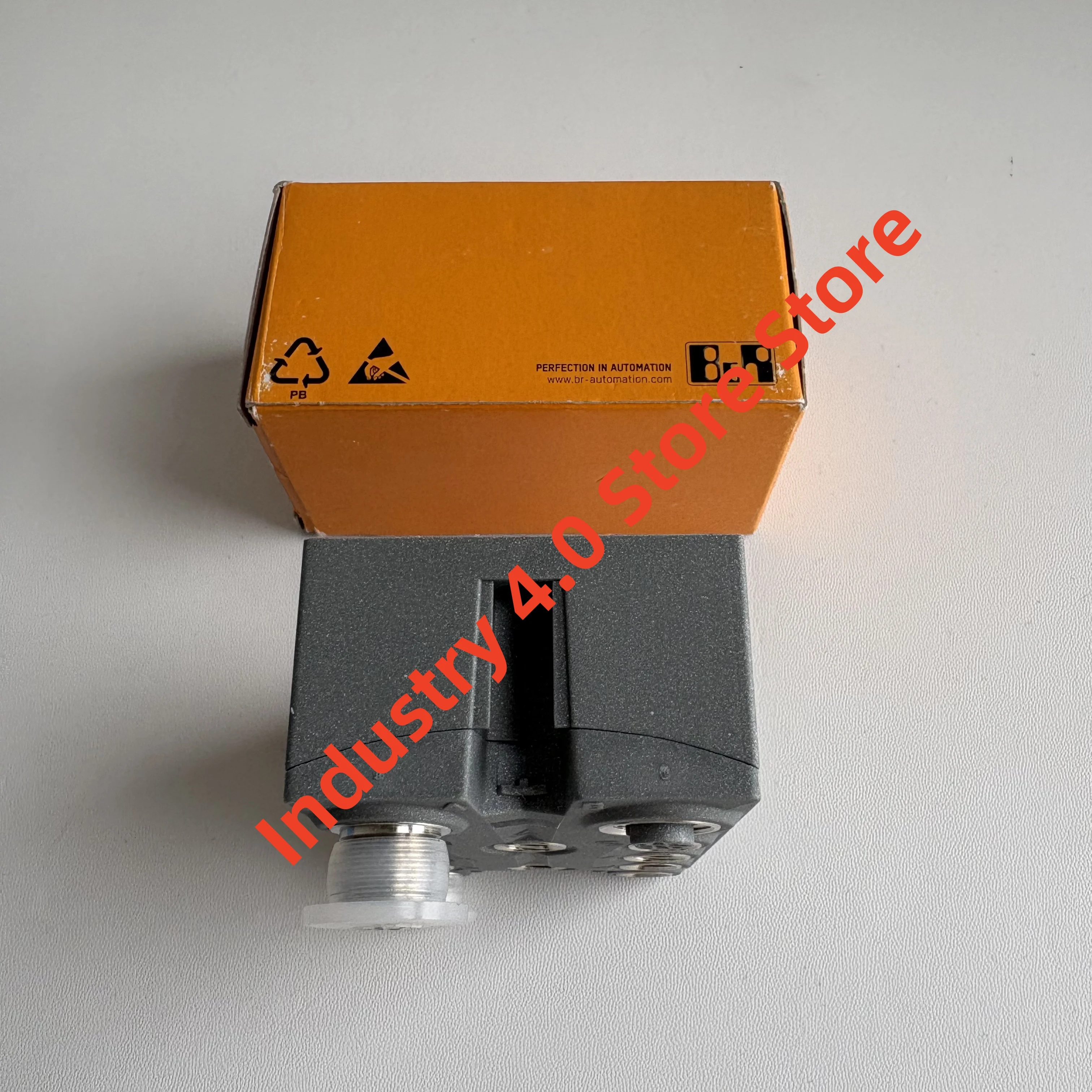 New original   X67DI1371 PLC Module