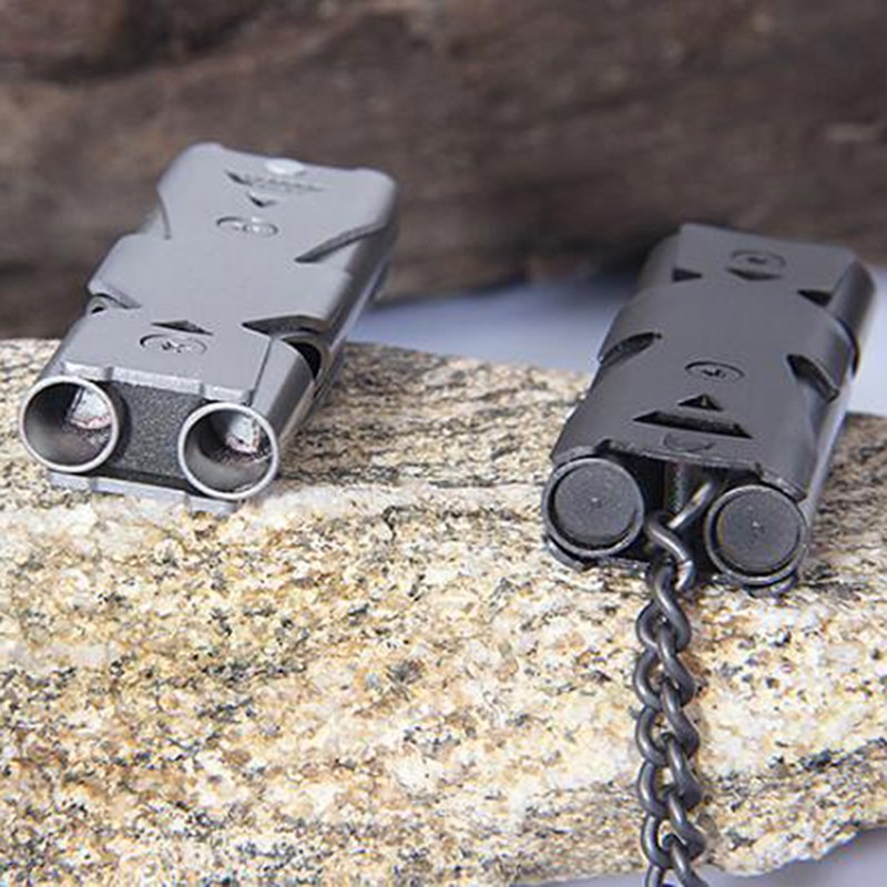 1PCs Tragbare Pfeife Anhänger Schlüsselbund Hohe Dezibel Outdoor Survival Notfall Camping Werkzeug