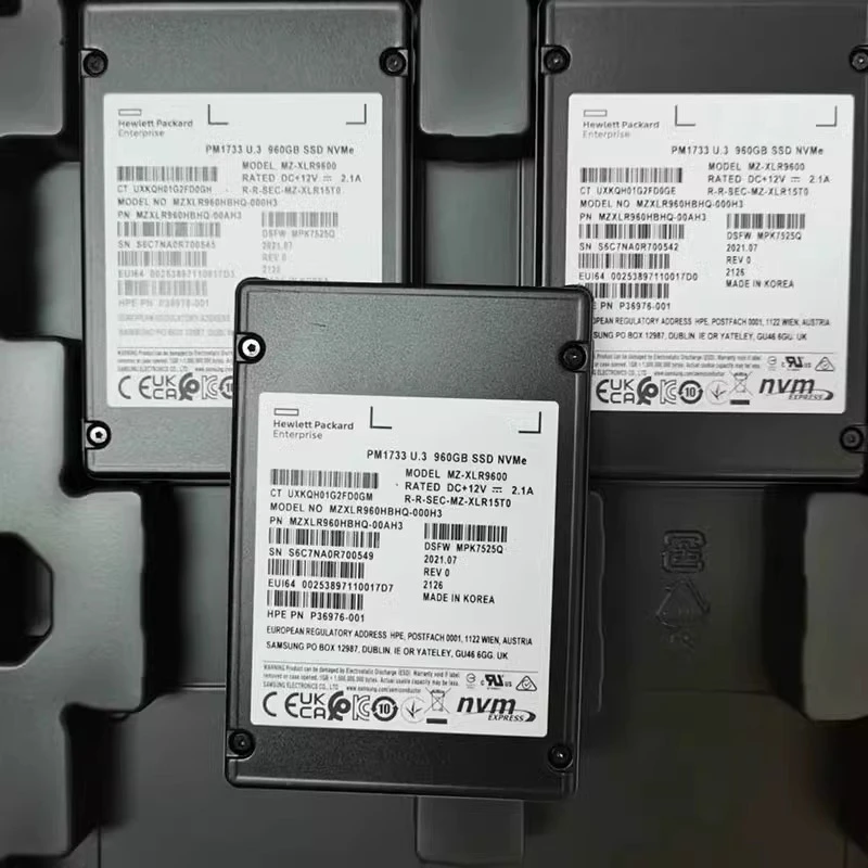 Brand new original PM1733 960G U3 NVME  solid-state drive For Samsung SSD server