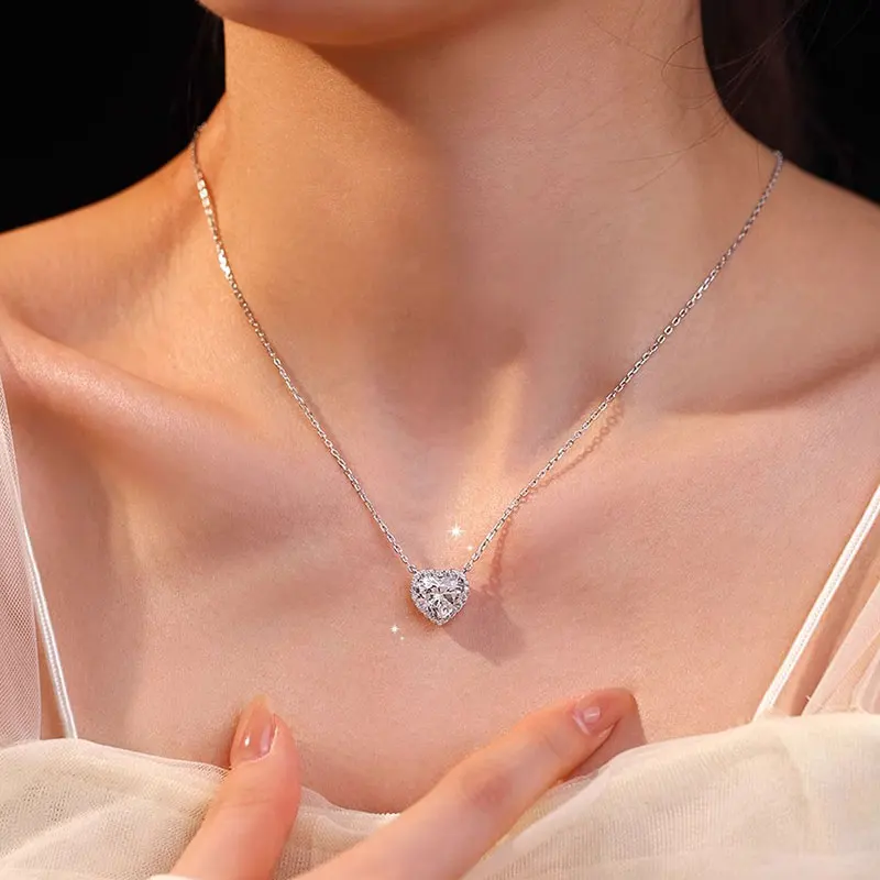 CHENWEN スターリングシルバー プラチナ 1-2CT モアッサナイト ネックレス レディース クラシック ハート ペンダント ウェディング ジュエリー 925 スターリングシルバー GRA