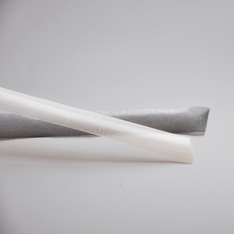 Tira de pegamento de PU para cinta en extensión de cabello, 1,0 cm x 50 yardas, piel/negra, telas de PU más finas para hacer extensiones de cabello con cinta