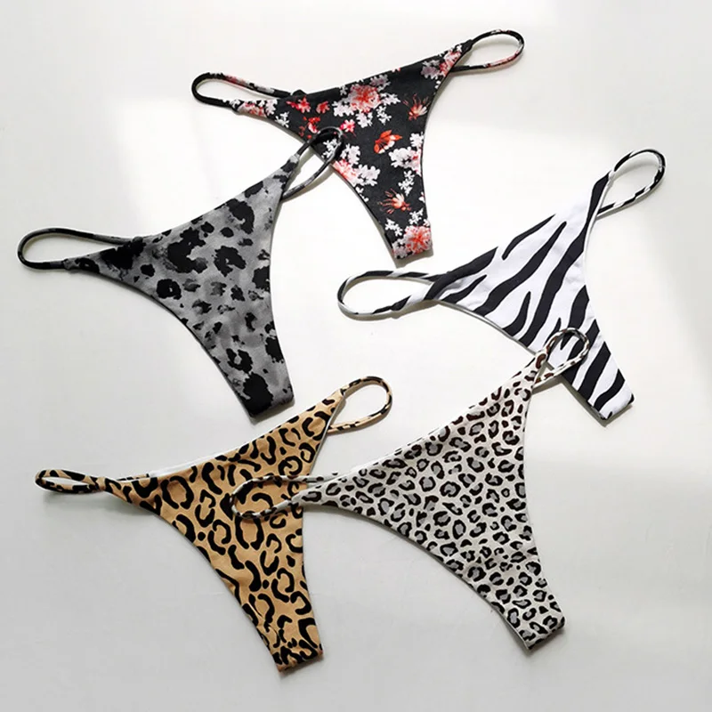 Mutandine da donna in cotone leopardato G String Slip sexy Perizoma a vita bassa T-back Intimo bikini Lingerie femminile senza cuciture Taglia S-XXL