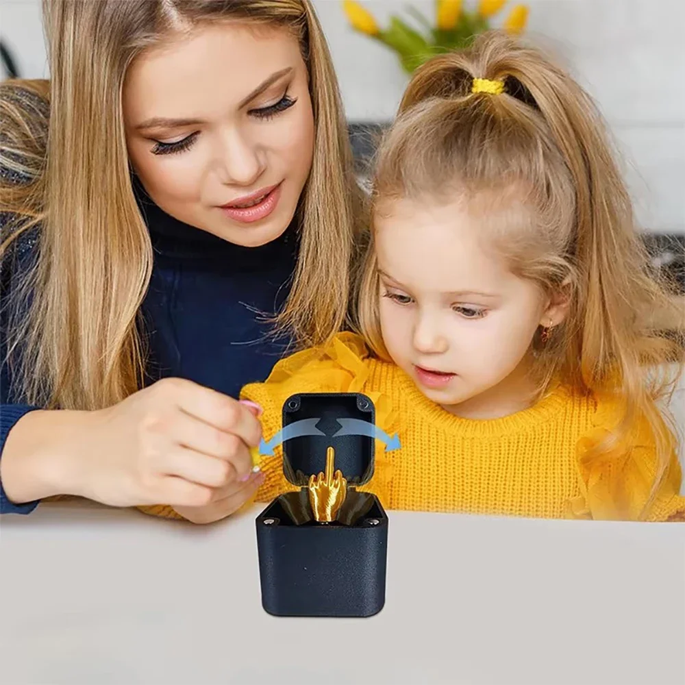 Dedo médio surpresa caixas de presente natal diversão brincadeira presente escritórios mesa decoração para casa presente brinquedos crianças itens em miniatura