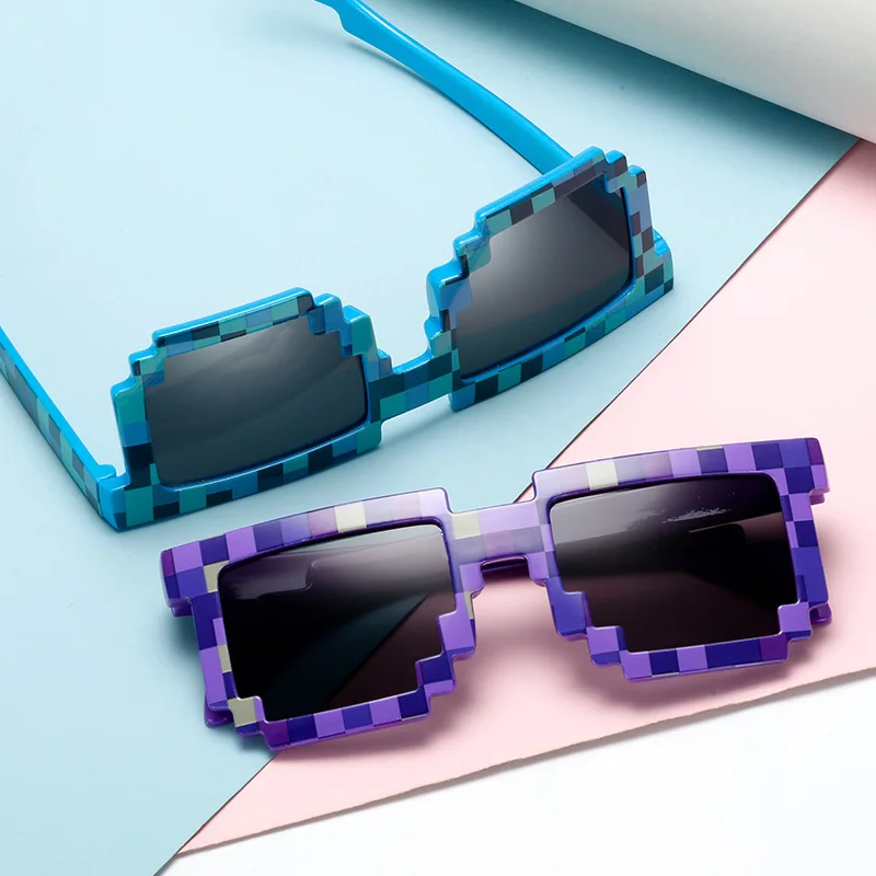 3 色のファッションサングラス子供 cos プレイアクションゲームおもちゃ Minecrafter スクエアメガネ EVA ケースおもちゃ子供のためのギフト