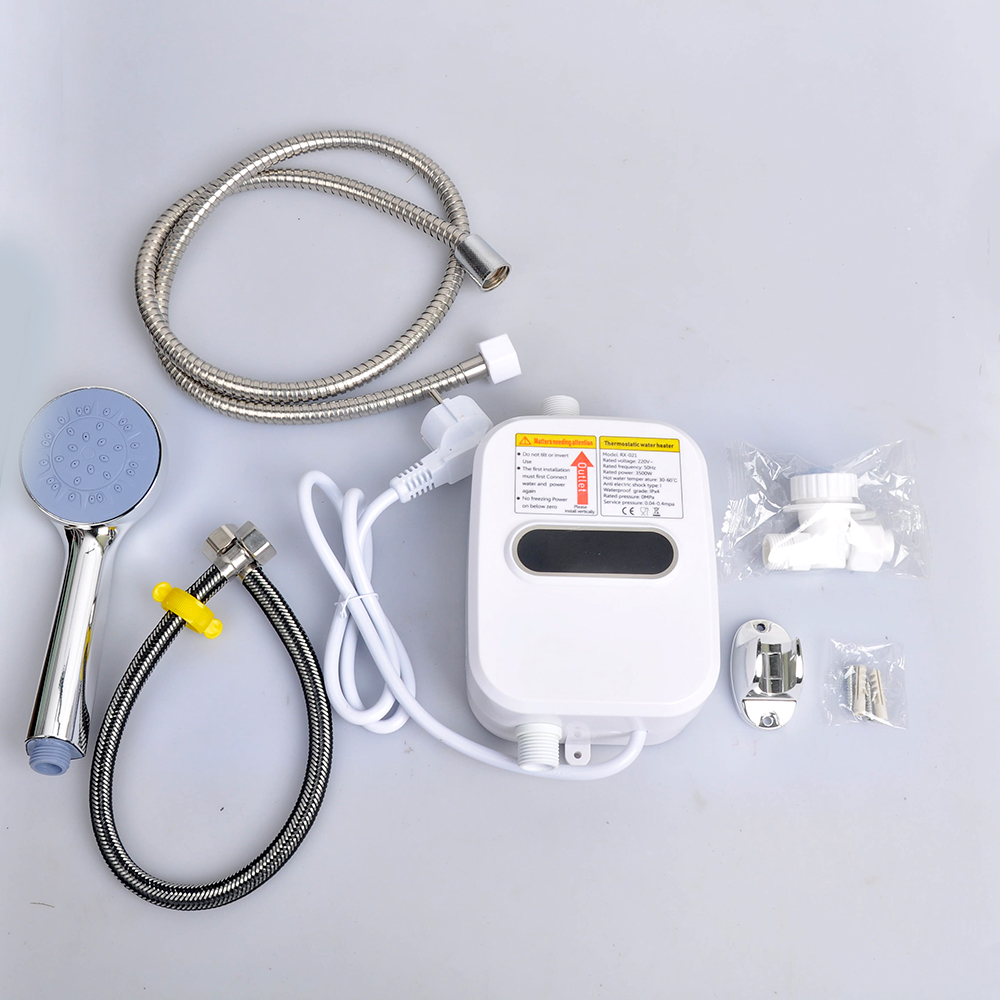 เครื่องทําน้ําอุ่นทันทีฝักบัวก๊อกน้ําห้องน้ํา EU Plug เครื่องทําน้ําอุ่น 3500W ดิจิตอลสําหรับ Country House Cottage Hotel