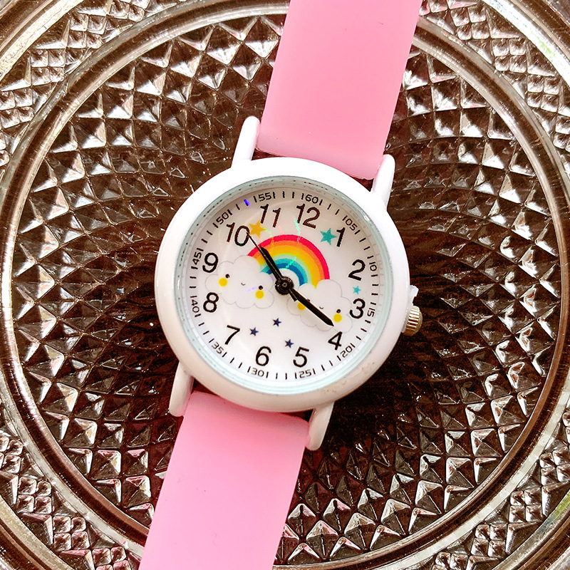 Reloj luminoso de silicona con forma de nube de arcoíris para niños, reloj de cuarzo con dibujos animados, venta al por mayor, novedad de 2024