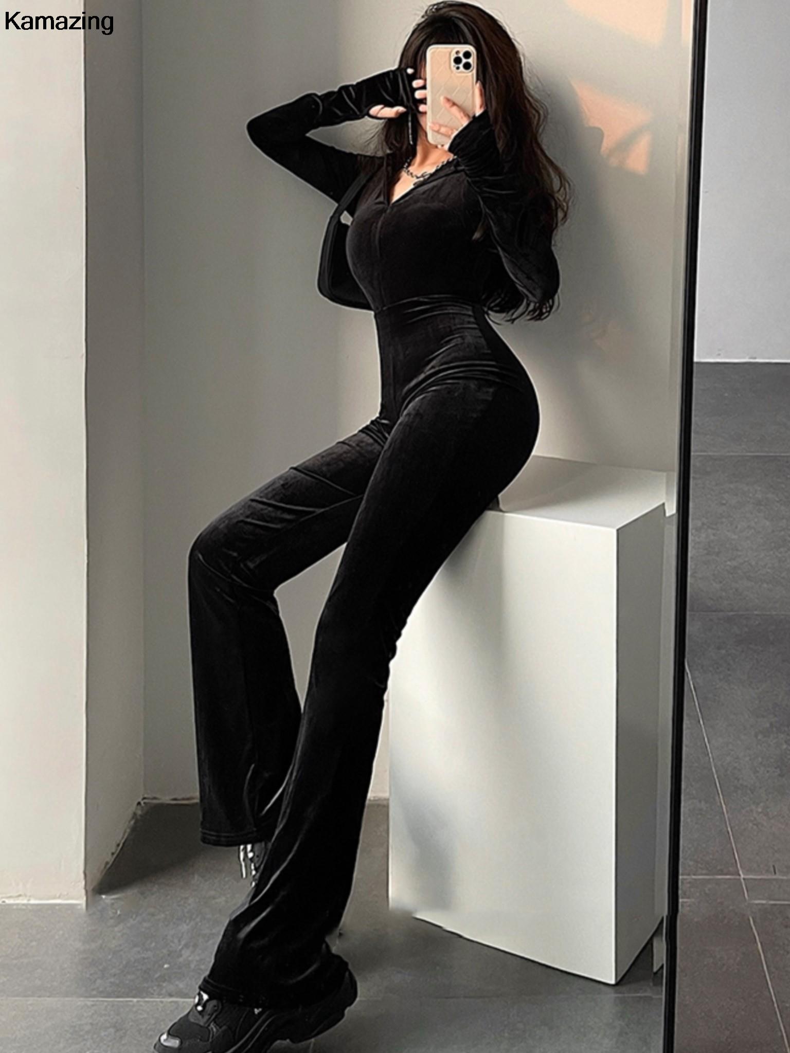 秋のセクシーなボディコン黒ベルベットジャンプスーツ女性ファッションフード付きジッパーフレアパンツロンパースヴィンテージ Y2k ストリート冬服