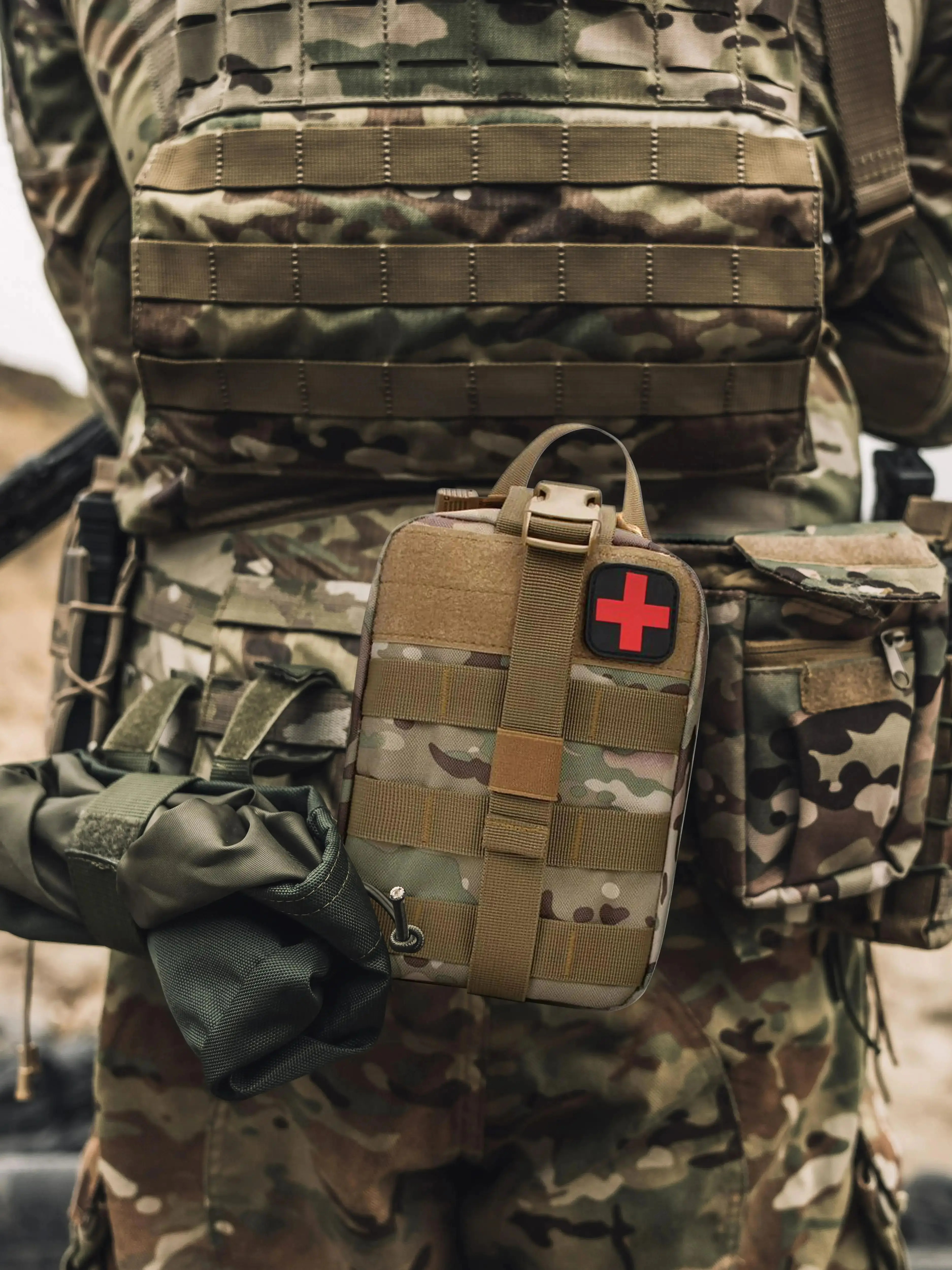 Bolsa táctica Molle IFAK, botiquín de primeros auxilios de supervivencia para rescate de emergencia, acampada al aire libre, deportes de senderismo, portátil, 16 Uds.