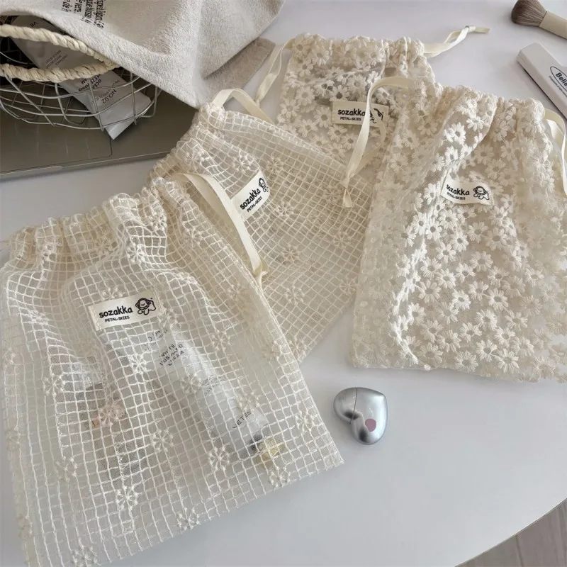 Lace Embroidered Daisy Mesh Drawstring Makeup Bag Cute Summer Travel Cosmetic Toiletry Organizer Storage Pouch for Accessories