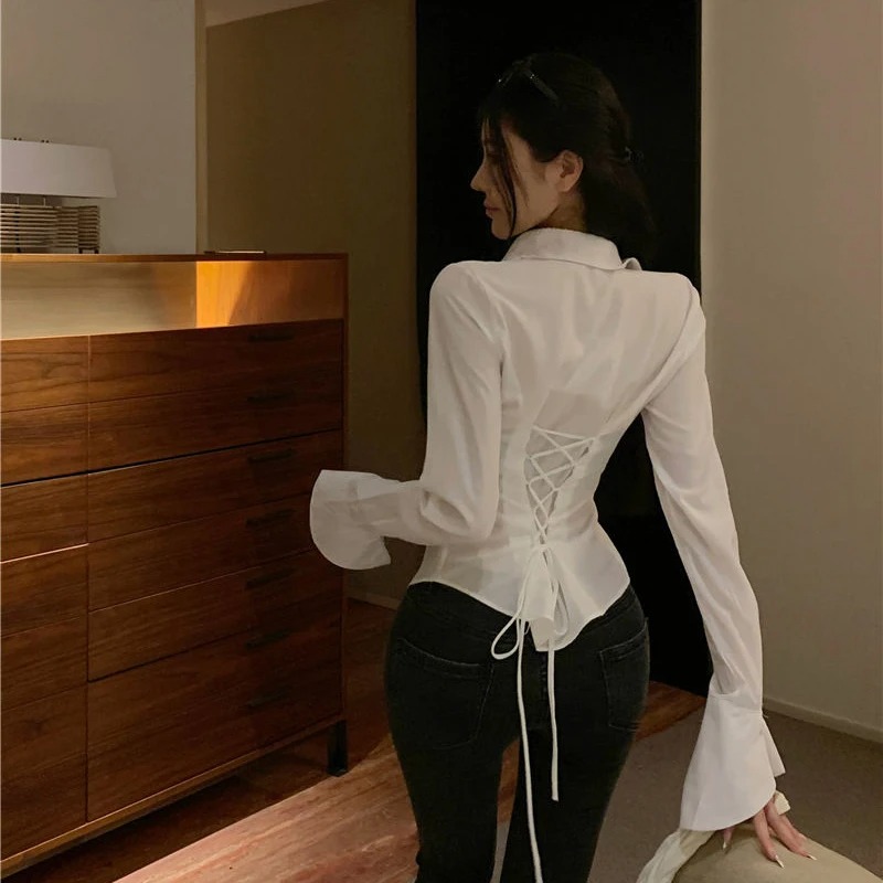 Mode Frauen Verband Shirts Koreanische Alle Spiel Streetwear Weibliche Dünne Bluse Frühling Casual Weiß Glocke Hülse Hemd Neue