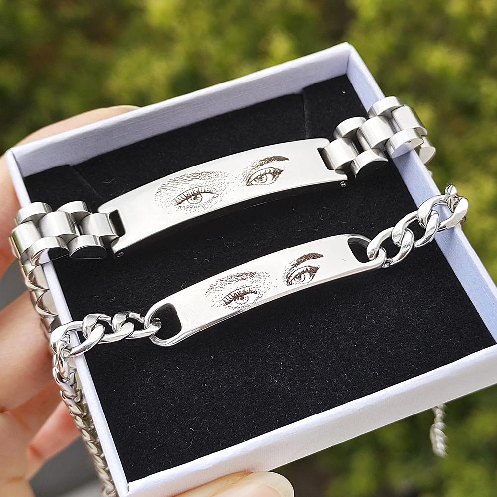 Custom Eyes Photo สร้อยข้อมือสแตนเลสเลเซอร์แกะสลักตาคู่สร้อยข้อมือของขวัญวันวาเลนไทน์สําหรับแฟนครอบครัวพ่อ