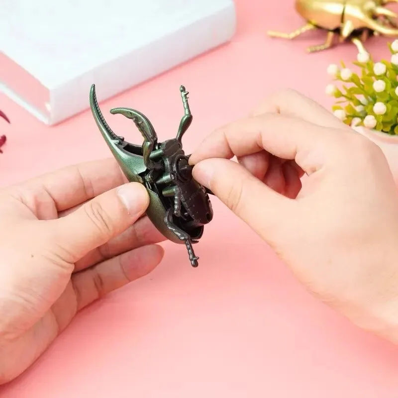 3 個ゼンマイカブトムシクリエイティブいたずらアニメーション昆虫モデルスカラベカブトムシ子供のバトルゼンマイおもちゃ