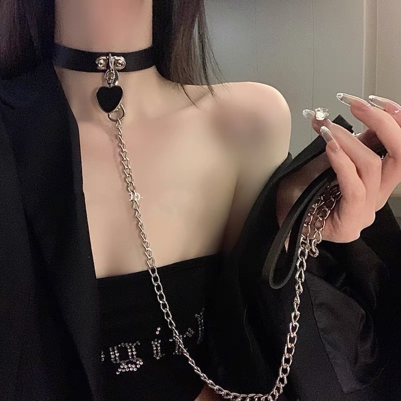 Collar Sexy de cuero Bdsm para mujer, conjunto de collares y correa de corazón de esclavo para Cosplay, Gargantilla gótica de Bondage, accesorios de campana