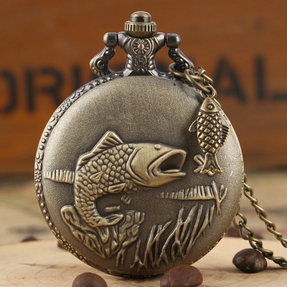 Exquisite Vintage-Quarz-Taschenuhr mit Fischmuster aus Bronze und Anhängerkette – Weltzeitfunktion, tolles Geschenk für Männer und Jugendliche