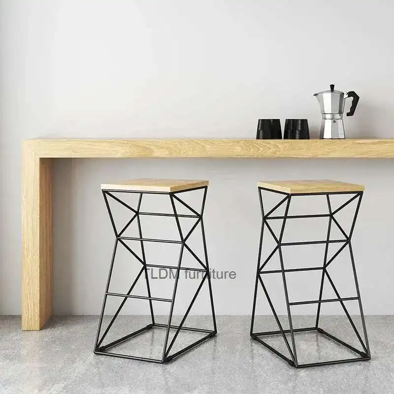Nordic loft cadeiras de barra industrial fezes ferro forjado simples moderno criativo restaurante banqueta alta madeira maciça