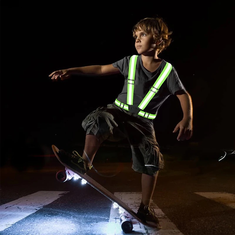 Adjustable Reflective Safety Harness - Retractable Firefighter Strap for High-Visibility Protective Clothing & Firefighting Gear