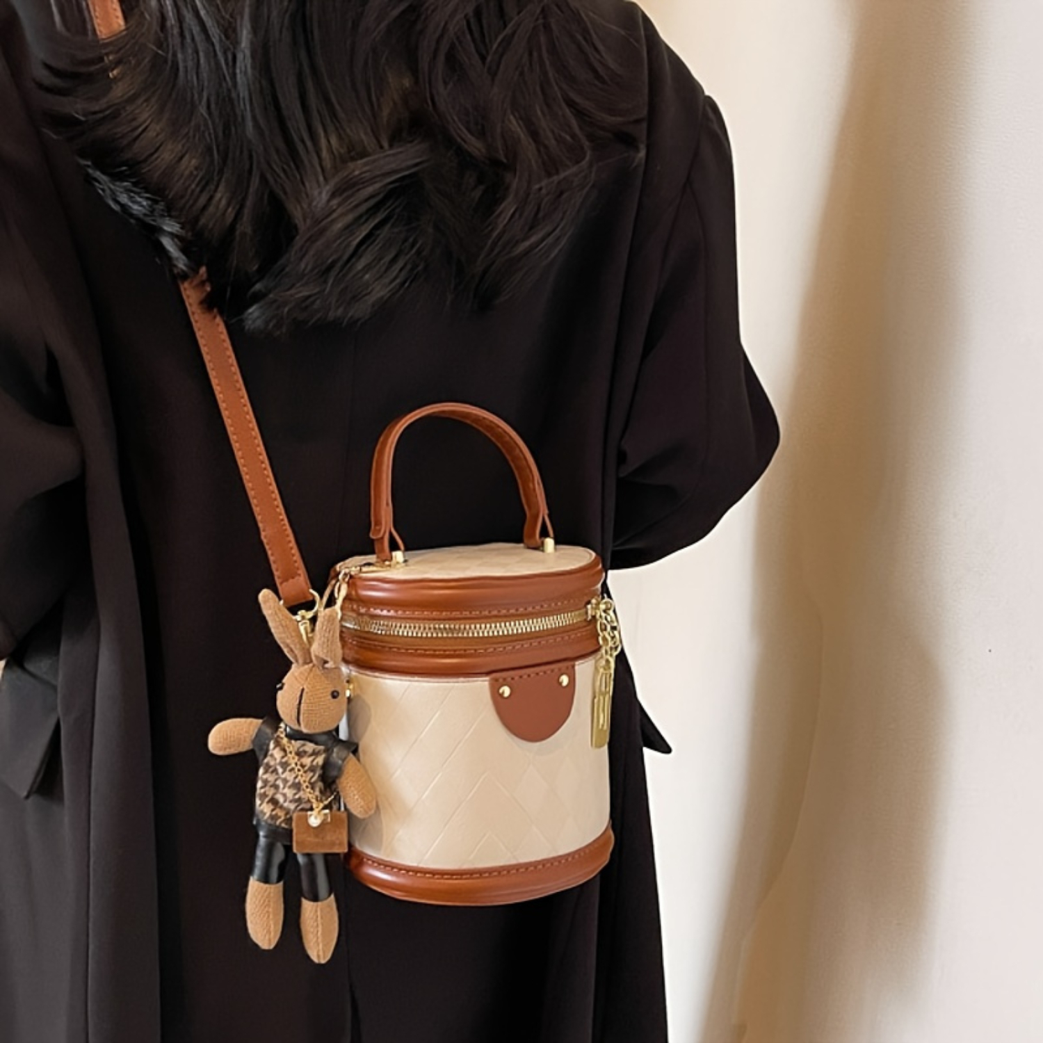 TOOLUCK レディース レトロ バケットバッグ 秋冬 ハイエンド クロスボディ ショルダーバッグ