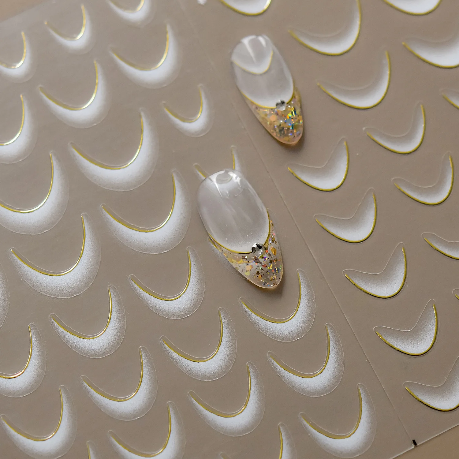 Pegatinas para decoración de uñas con gradiente francés, color blanco elegante, versión básica de alta calidad, calcomanía adhesiva, Idea artística, accesorios de decoración, T-4403