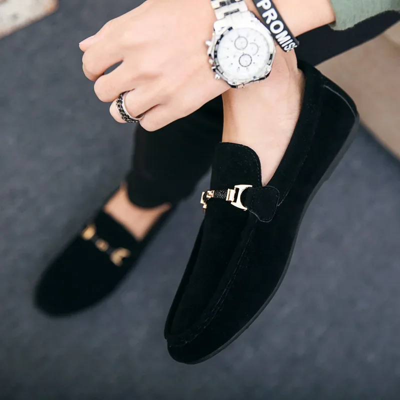 Slip-On Loafers สำหรับผู้ชายขับรถรองเท้าแตะคุณภาพสูงแฟลตชายรองเท้าหนังนิ่มสบายๆฤดูร้อนผู้ชายรองเท้า