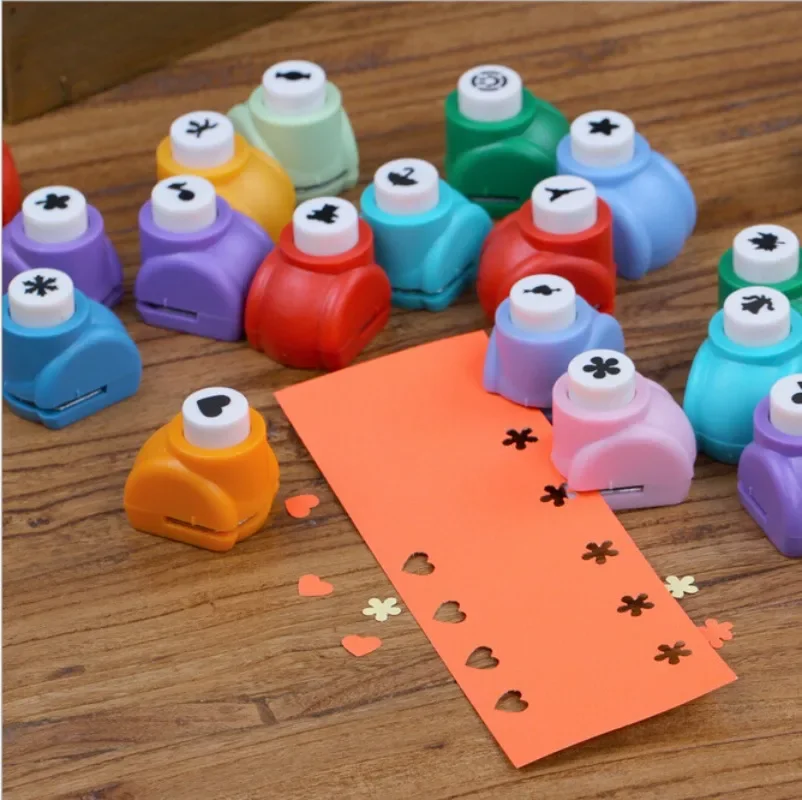 1Pc Mini Paper Punches DIY Crafts Tool Embossing Punches Kindergarten Handmade Hole Puncher For Scrapbooking Gift Card