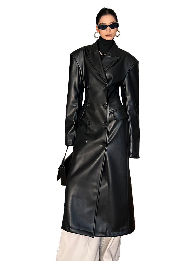 Nerazzurri Frühling Herbst Luxus Lange Schwarz Ausgestattet Pu Leder Trenchcoat für Frauen Schulter Pads Zweireiher Runway Fashion